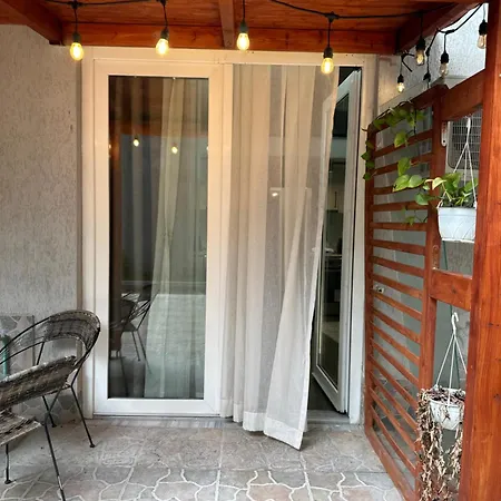 Apartment Duplex 201 *